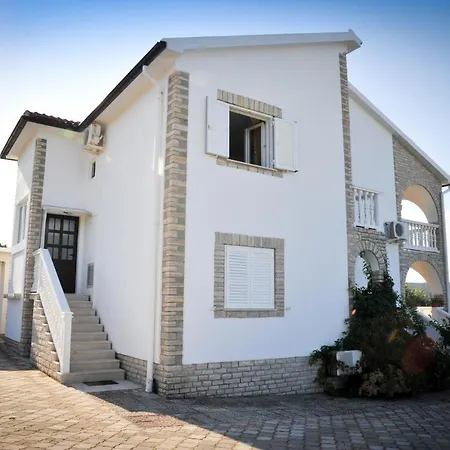 Apartment With A Parking Space Kampor, Rab - 14998