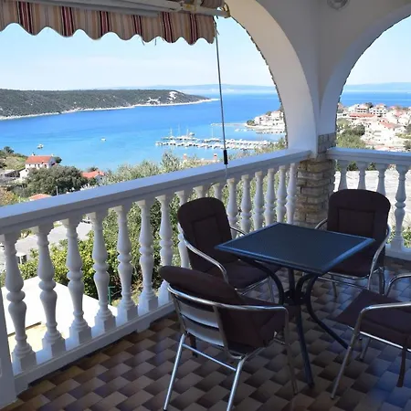 Apartment With Parking Space Kampor, Rab - 14998