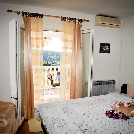 Apartment With A Parking Space Kampor, Rab - 14998 Kampor