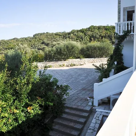 With Parking Space Kampor, Rab - 14998 Apartmán